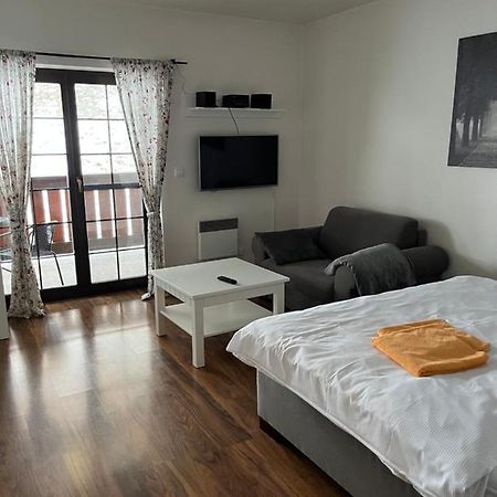 Apartman Viktoria 5 Ruzomberok Εξωτερικό φωτογραφία