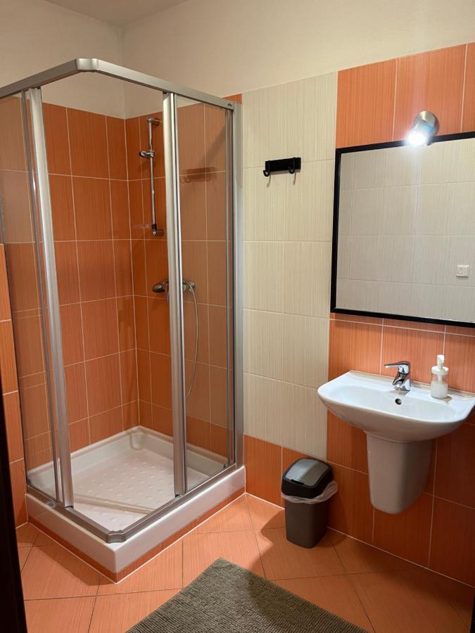Apartman Viktoria 5 Ruzomberok Εξωτερικό φωτογραφία